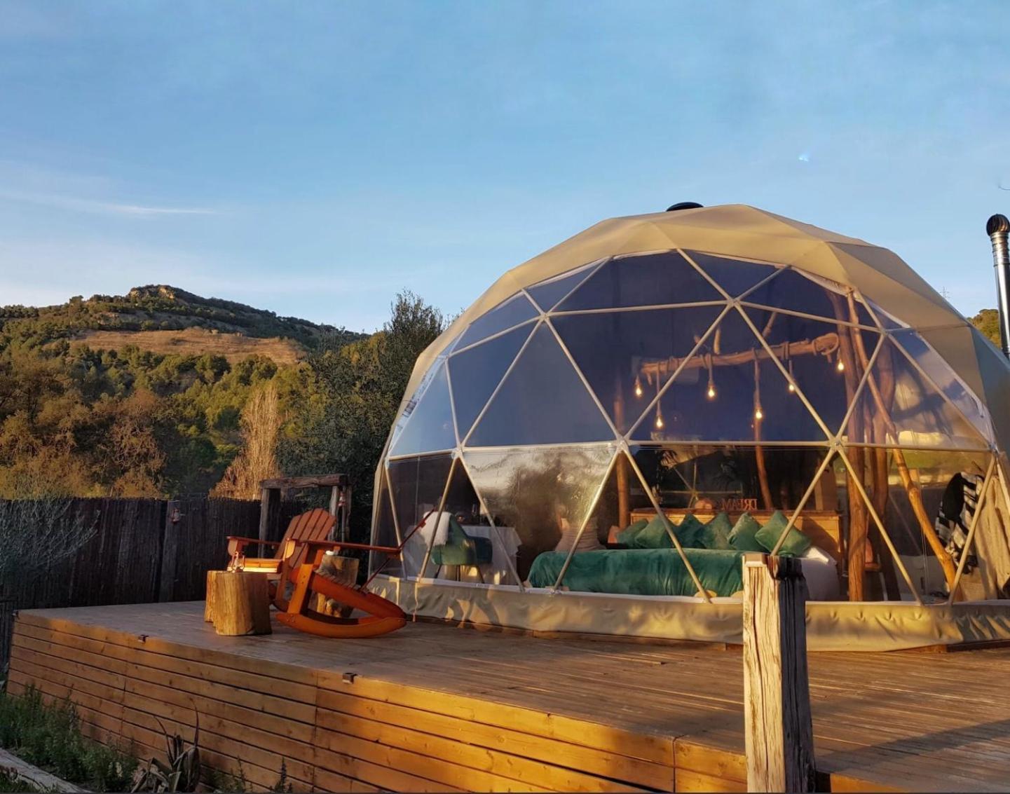 Domo Suites Masia Cal Geperut Badalona Ngoại thất bức ảnh