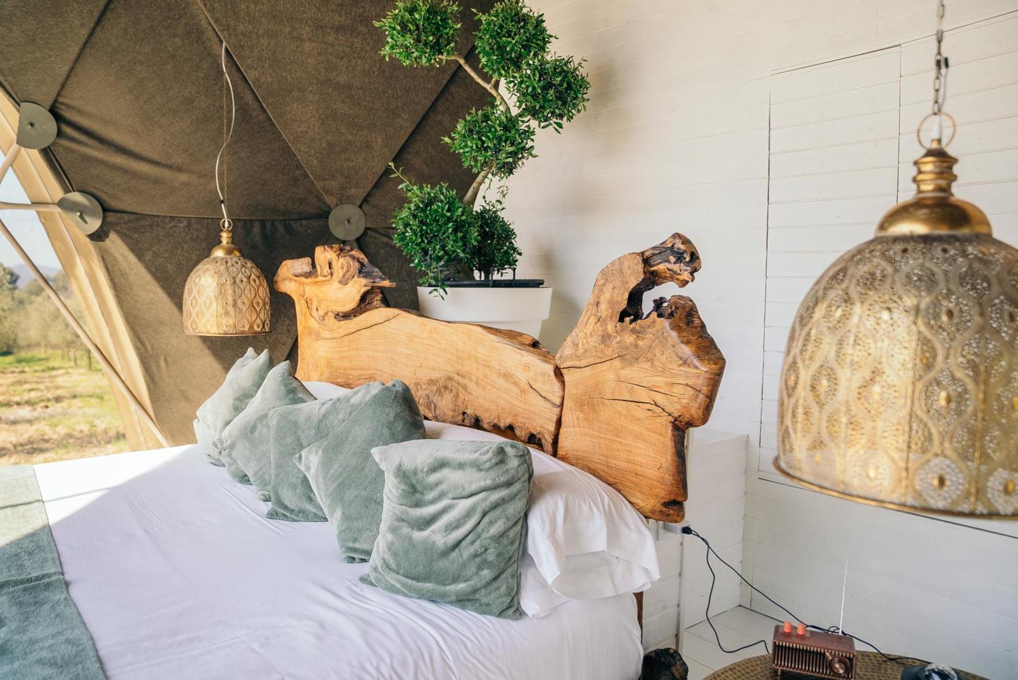 Domo Suites Masia Cal Geperut Badalona Ngoại thất bức ảnh